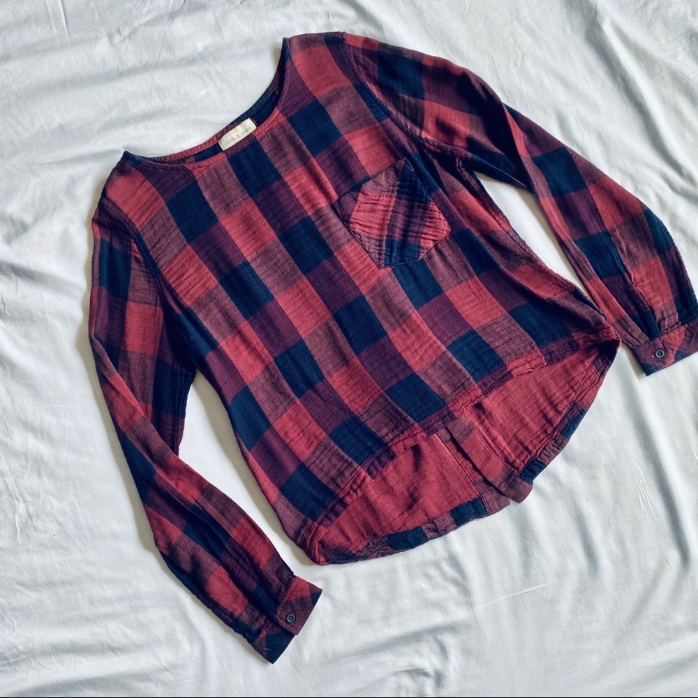 Cloth & Stone Women’s Top Navy Blue and Red Size M